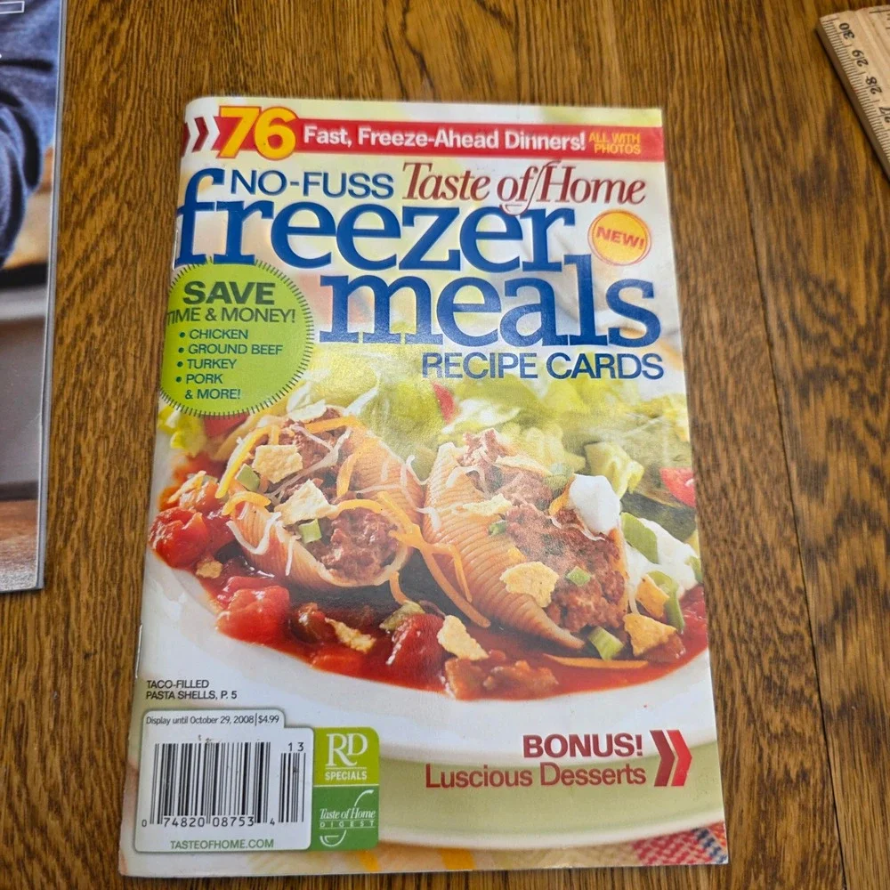 Lot of 8 Cooking Recipe Magazines Taste of Home Crock-Pot Nestle Allrecipes